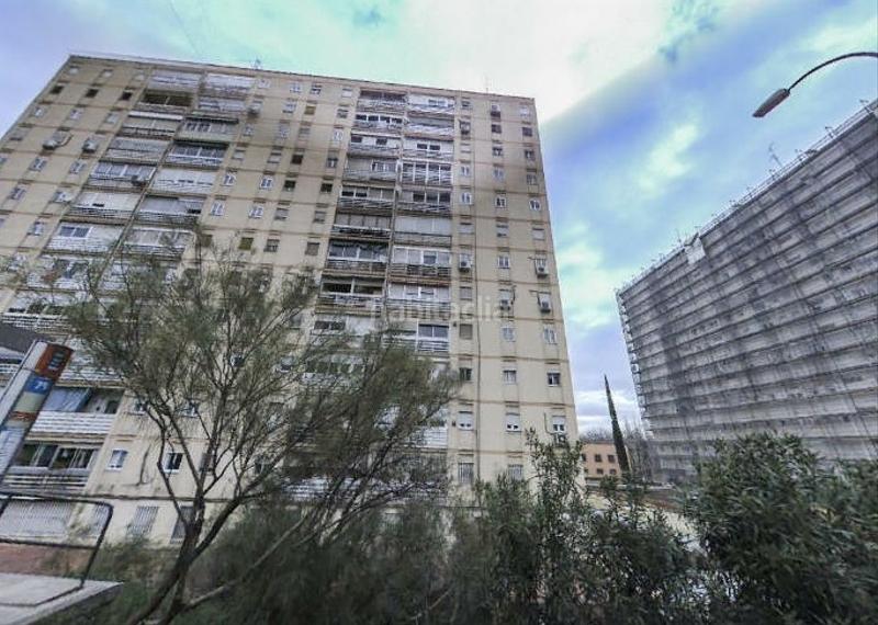 Foto 588773ff-f25b-44aa-9fc5-cee7c7fed0e1. Local comercial en San Cristóbal Madrid