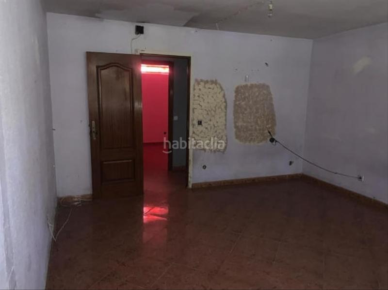 Foto d1261772-62e7-4855-9c8b-0c1527115f33. Local commercial dans San Cristóbal Madrid