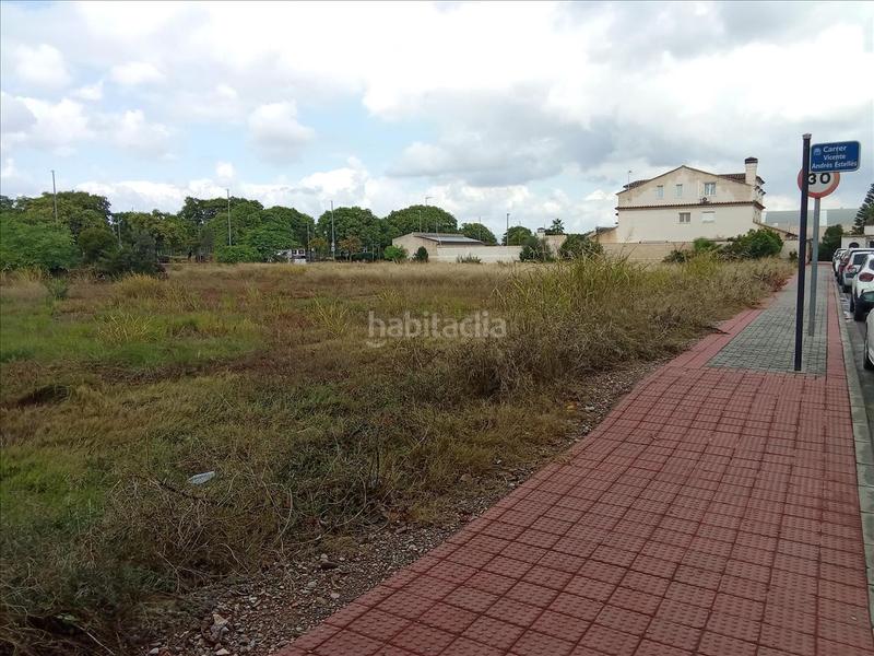 Foto f02d2887-d7b2-4396-8c24-cd85a5b4f7be. Terreny residencial a Canet d´en Berenguer