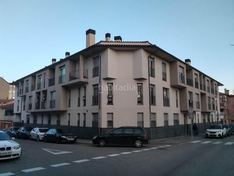 Foto 6725f506-6c4e-4a9c-8a51-a23e20172639. Edificio in Manlleu