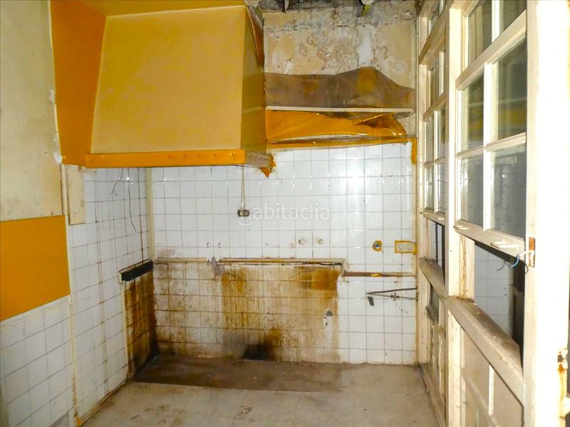 Foto 7c7bf7fc-7590-4968-9f72-5c5dc89b7842. Edificio in Ciudad Vieja Coruña (A)