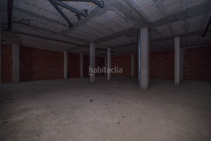 Foto e69a92b2-a97a-4fe0-851a-8737b3fa4d2e. Local comercial a Ceutí