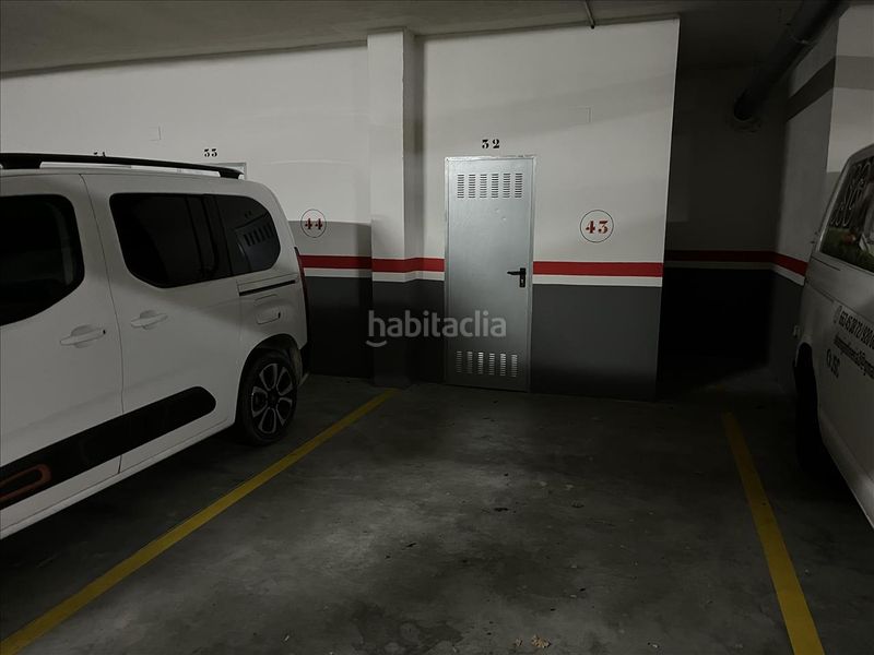 Foto 2c1b5ff9-d0e0-4465-90de-bded76fff0d9. Aparcament cotxe a Universidad Ávila