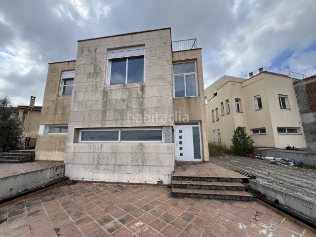 Foto df146195-2501-477d-8e5a-bd148a5fc77f. Casa a Llacuna (La)