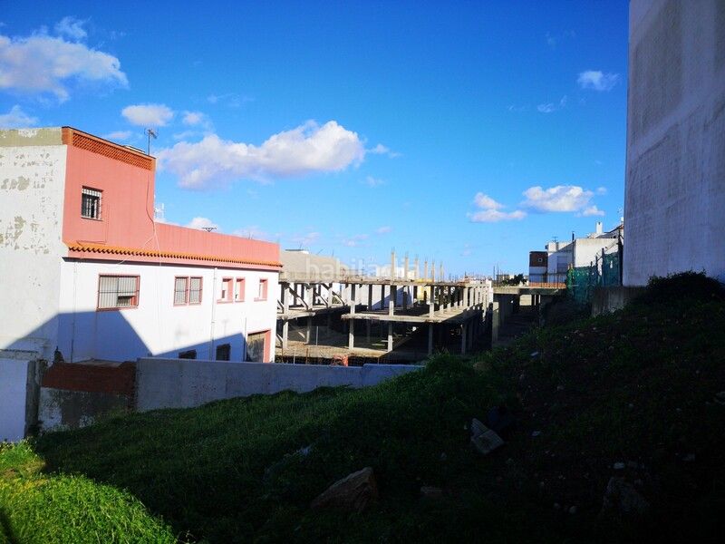 Foto 0ffe0f50-17bb-4b5f-a6a1-f85f259c17d1. Dúplex amb aparcament a San Bernabé Algeciras