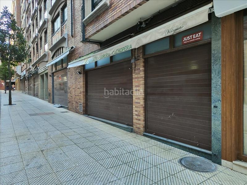 Foto f12a048f-1a56-4aab-9a89-959ef3a4e5b4. Local comercial en Salesas - Foncalada - Campoamor Oviedo