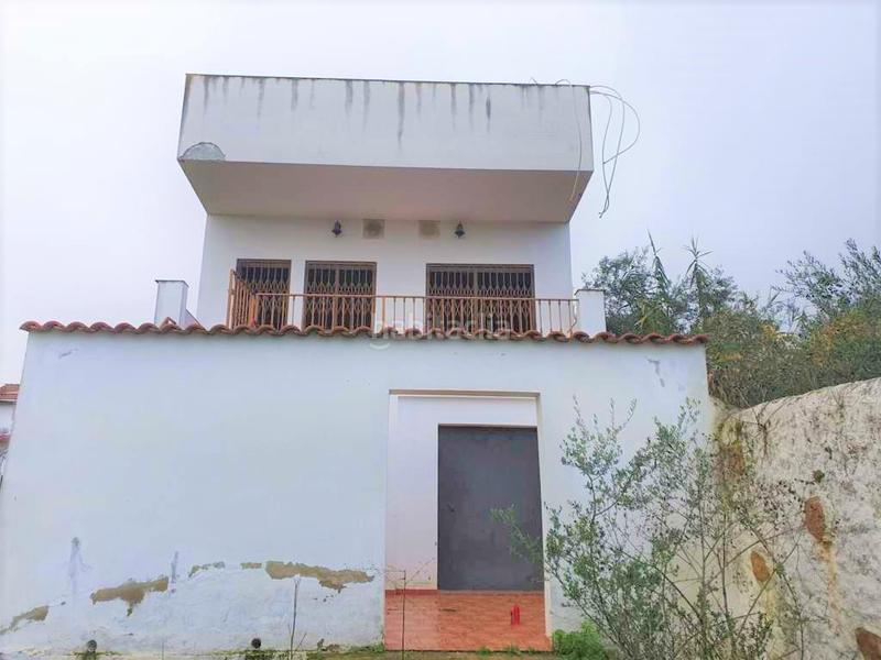 Foto b6a7dfdf-708c-4e72-98b8-d110b6464597. Casa adossada a Cala