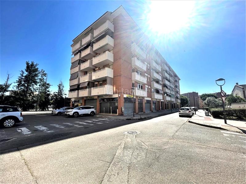 Foto e5b948aa-f4fa-4d10-8a18-0dbeb831c726. Local comercial a Torreforta Tarragona