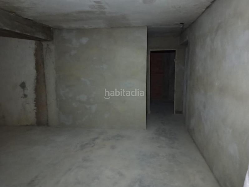 Foto bd0cfc12-a154-4d21-8a4b-228d31f5d4ed. Locale commerciale in pla de maset - cap de Salou Salou