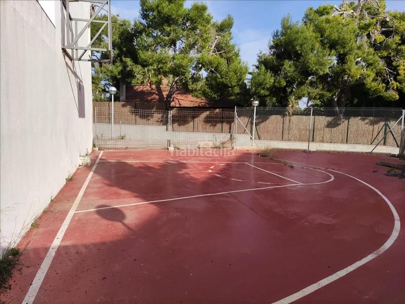 Foto e54791df-7af7-42e7-bf0f-5ed345d59d3c. Locale commerciale in pla de maset - cap de Salou Salou