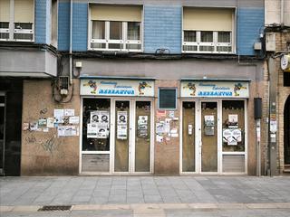 Local commercial à La Villa - Bazuelo
