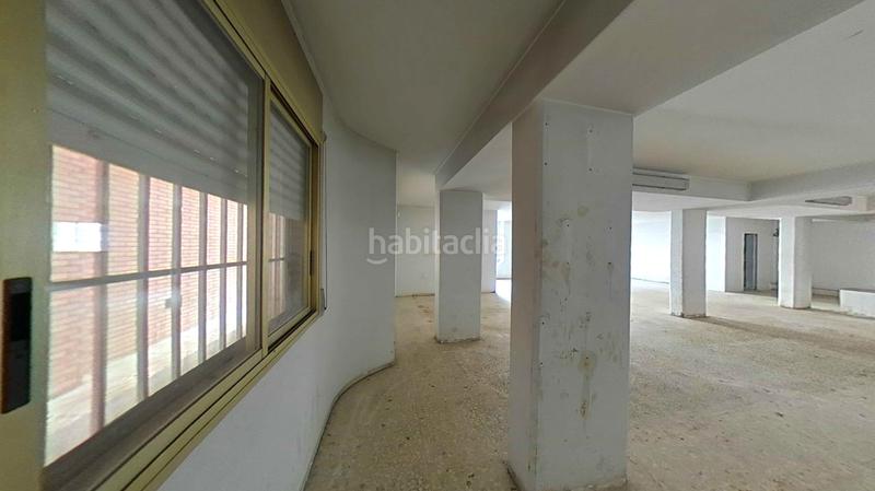 Foto 27c33a25-e00f-451e-8a7a-f22c3358e07b. Local comercial a La Roureda Viladecans