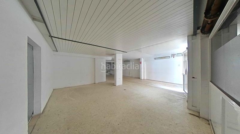 Foto c1bfe944-5011-477b-87ca-42f5543fef5d. Local comercial a La Roureda Viladecans