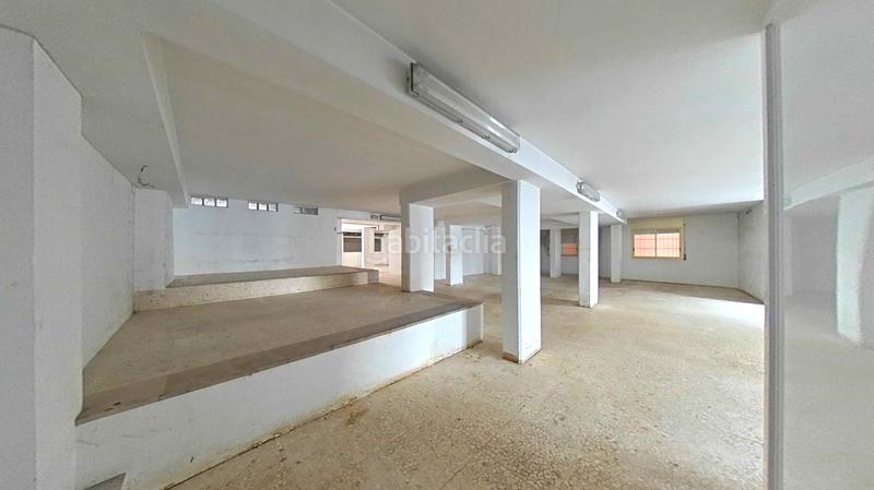 Foto d8d28a9c-a939-4ef5-8170-a1731d056a7f. Local commercial dans La Roureda Viladecans