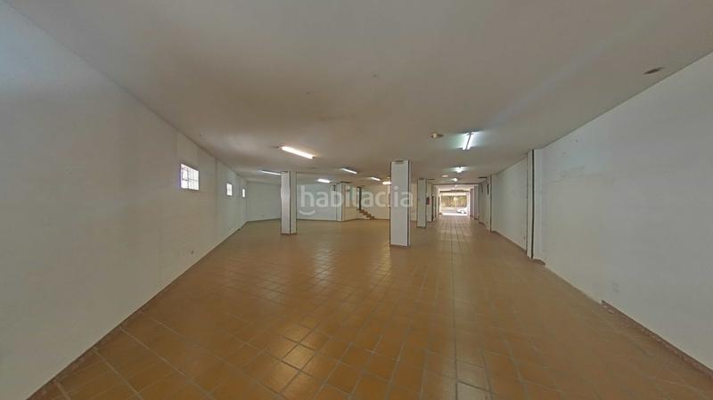 Foto c70260d9-f74a-4666-b3b4-c8ce4d5b1585. Local comercial a Vilagarcía Vilagarcía de Arousa