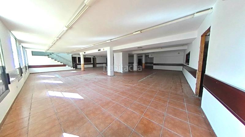 Foto 38c60d32-60c5-4a8b-a1f2-4335c5717ba5. Local comercial en Zona Industrial Prat de Llobregat (El)