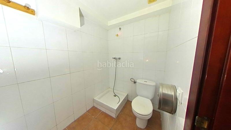Foto 72af635e-7ee7-41be-b70a-ebf4327bcb7e. Local comercial en Zona Industrial Prat de Llobregat (El)