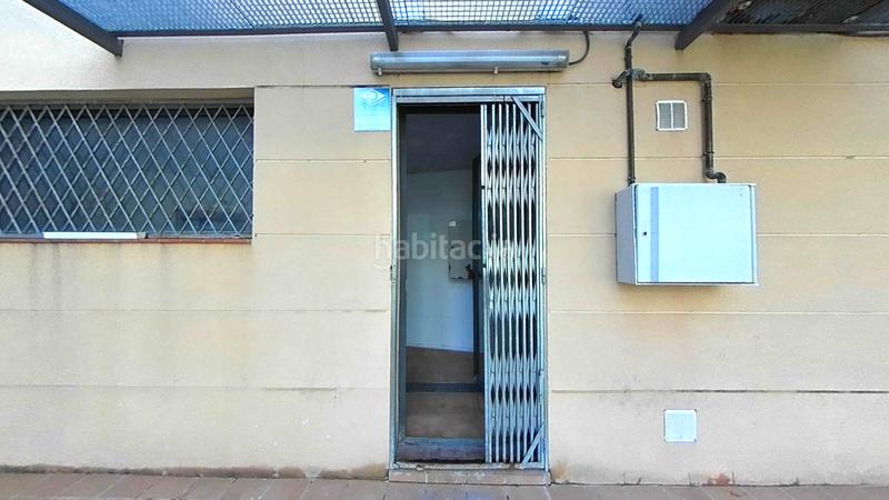 Foto d5cfcca4-44a5-45cc-bbaf-b1481f00fb3f. Local comercial en Zona Industrial Prat de Llobregat (El)