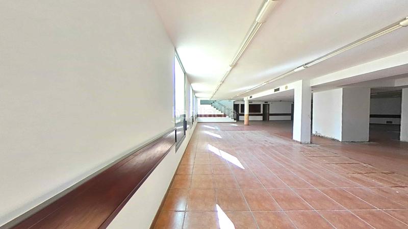Foto d78a5cd5-83a3-4b31-9eb3-e28811888ce5. Local comercial en Zona Industrial Prat de Llobregat (El)