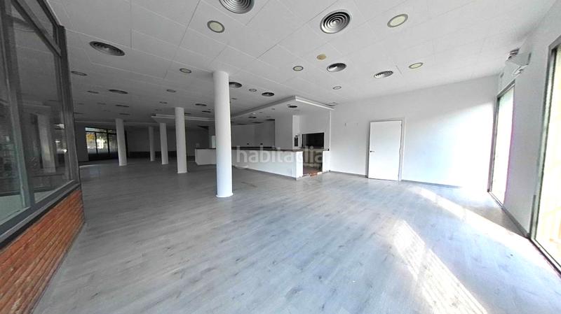 Foto dd139e03-3289-4c48-84f0-41da65f08c17. Local comercial en Zona Industrial Prat de Llobregat (El)