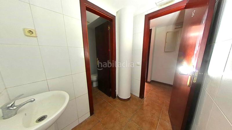 Foto ebc41567-3aca-4b29-ba0d-bcc235a2d2ea. Local comercial en Zona Industrial Prat de Llobregat (El)