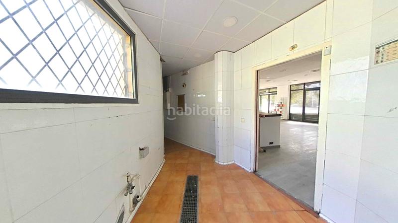 Foto fb3f9e75-83aa-4dcc-a2f7-032050cd0c43. Local comercial en Zona Industrial Prat de Llobregat (El)