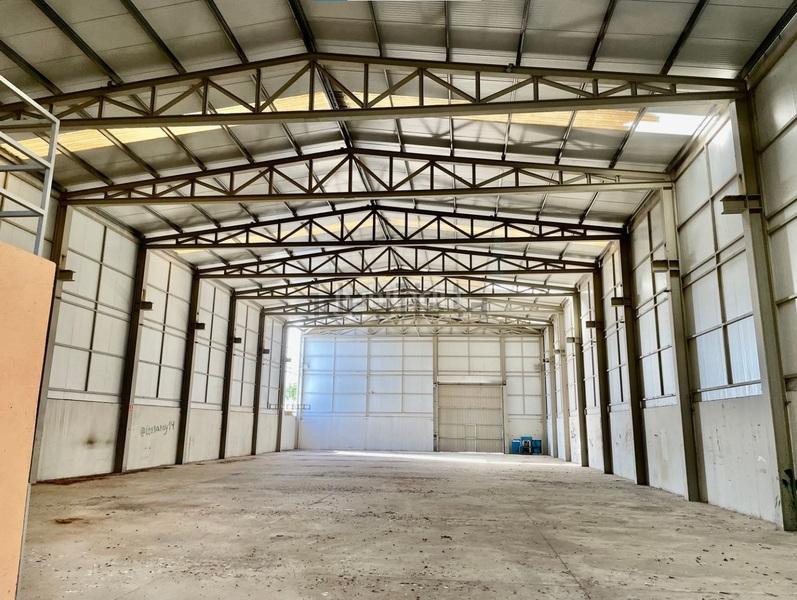 Foto ff15127e-96d5-4fef-81b9-e386db1e4b43. Fabrikhalle in Rodonyà