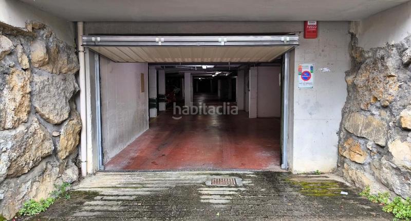 Foto 4edf83ee-92ee-49a9-a06b-49701c86c609. Parking voiture dans Playa Ostende Castro - Urdiales