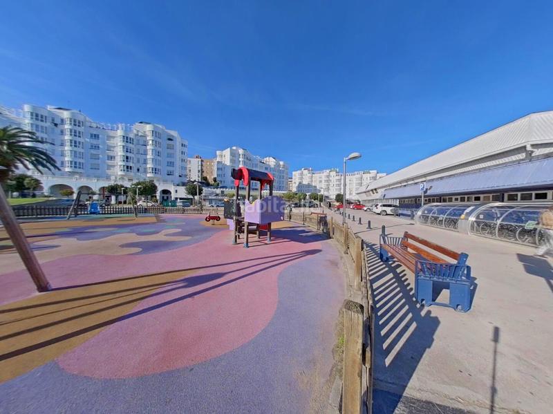 Foto eaaa3a8e-c506-4cc5-9ef0-55c7e77f72b2. Miete geschäftsraum in Playa Ostende Castro - Urdiales