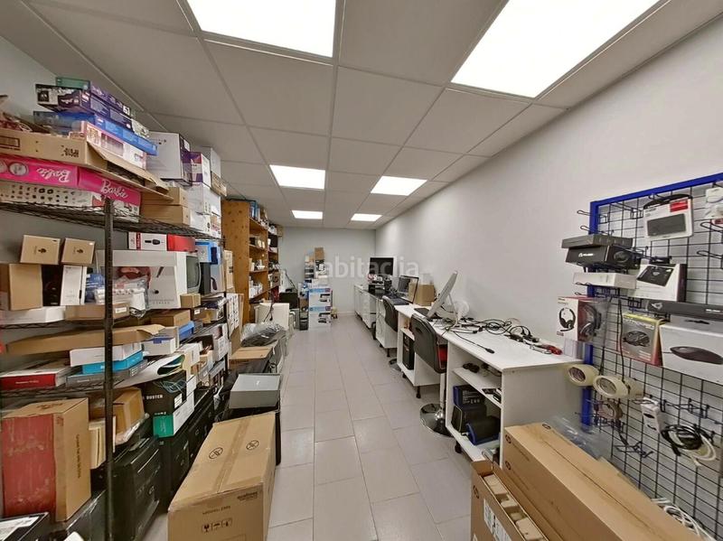 Foto 18d750cc-7142-42a0-9a4d-9123d34cce26. Lloguer local comercial a Playa Ostende Castro - Urdiales