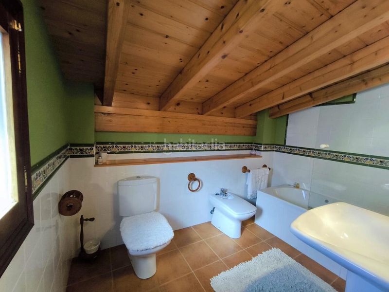 Foto 43f9ea60-2763-48a4-9f0e-2091f4578c6b. Xalet a Samano Castro - Urdiales