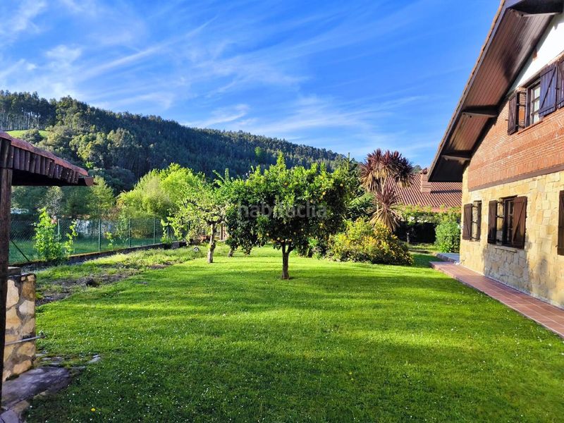 Foto 579dea16-94af-480f-b3b8-b8702268f37f. Chalet en Samano Castro - Urdiales