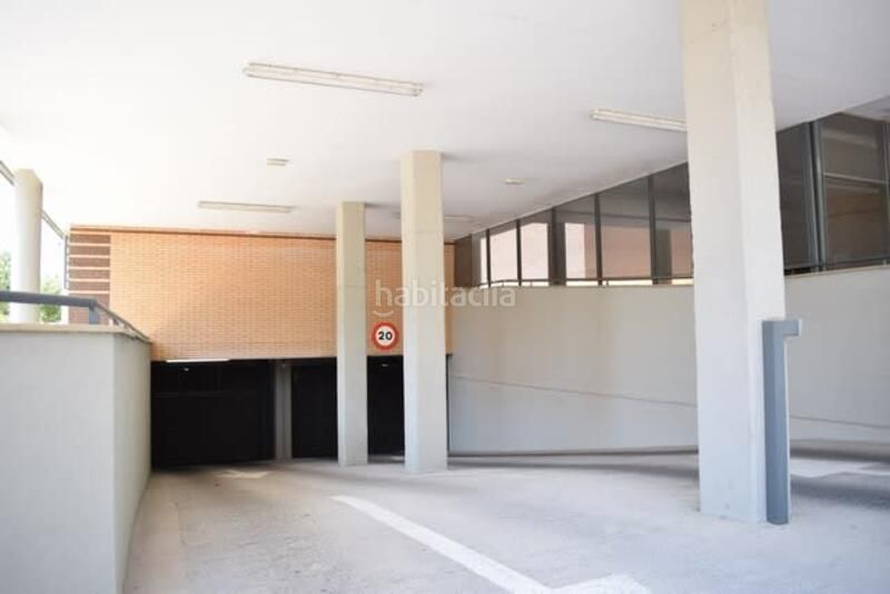 Foto 19f5fee0-5821-4edf-959e-8c34548bd732. Aparcament cotxe a Buenavista Getafe