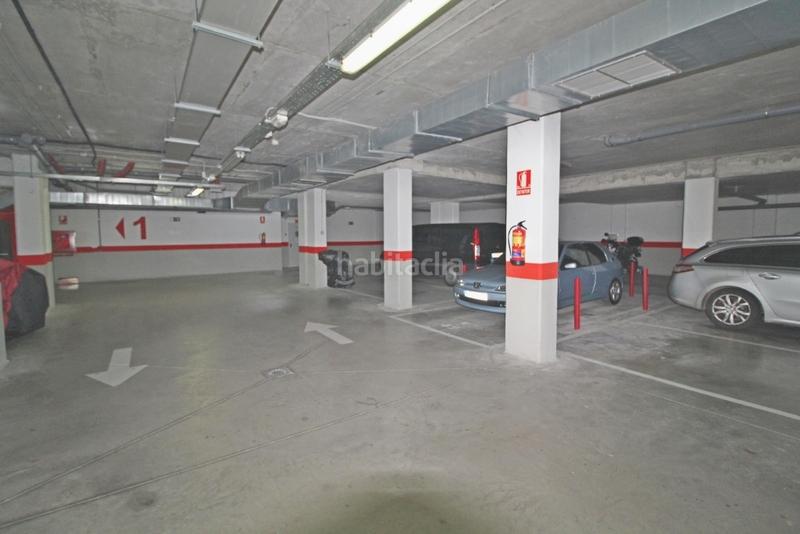 Foto 630a1495-aa2c-4fc3-9b6c-8739bf27e7dd. Parking coche en Ayuntamiento - Avenida Siglo XXI Azuqueca de Henares