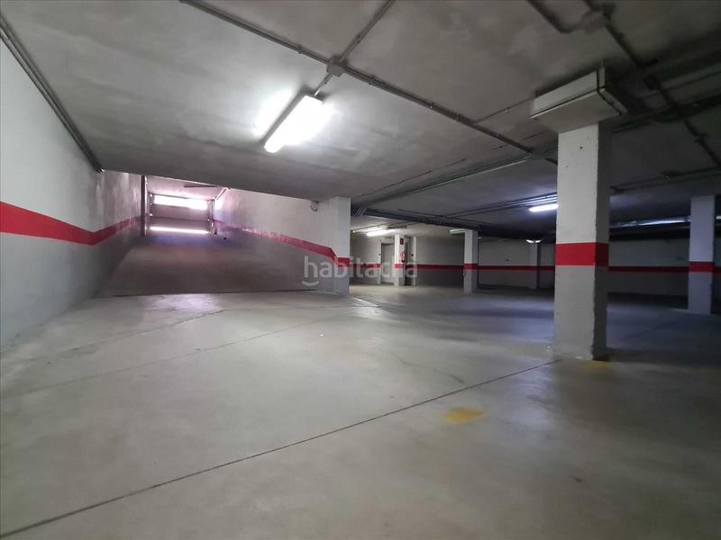 Foto eb79fe19-f29c-4e2c-b4fd-d929d5382988. Parking coche en Lastrilla (La)
