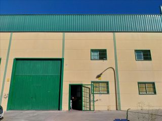 Fabrikhalle  Barrio de la estacion
