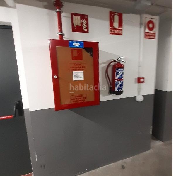 Foto 987614b5-f8d5-430e-a633-37013efb363a. Car parking in San Agustín de Guadalix