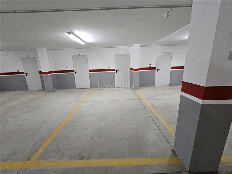 Foto 563c95ad-61a2-401a-82ca-81534b5cb005. Parking coche en Molina (La)