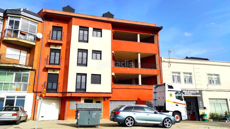 Foto 0ff8fc2e-9a9c-4560-838b-2fc9dffd3d97. Aparcament cotxe a Astorga