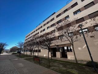 Parking coche en FERNANDO III