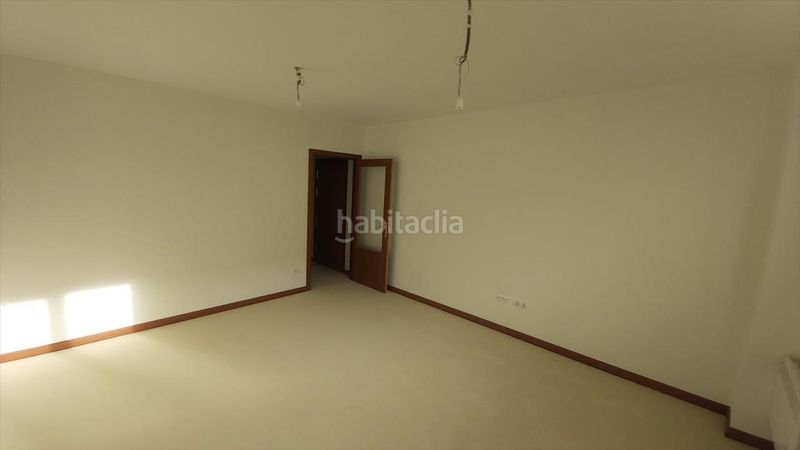 Foto 37d7fc3d-3051-42f4-88cc-e865ba45f24c. Piso en Zalla