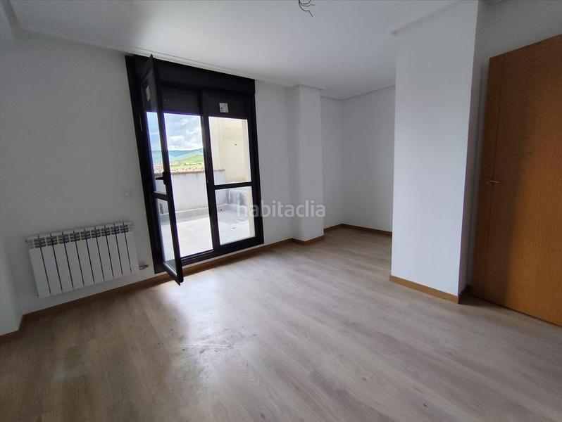 Foto 230adb8e-7bea-4796-85e2-5915bf31f5af. Appartement avec chauffage parking dans Cirueña