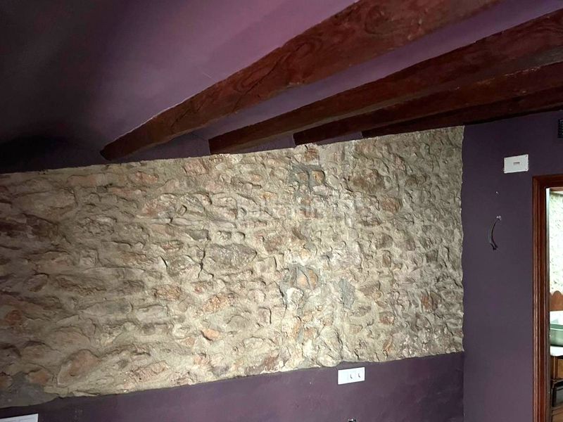 Foto 3621c0d7-6695-4ed0-82bd-49bc6374cc52. Edificio in Creixell