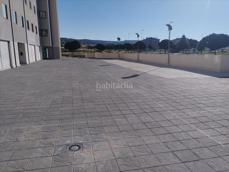 Foto 6b3c9ac8-baec-47a9-a899-59f1ed727af4. Parking coche en Universidad Ávila