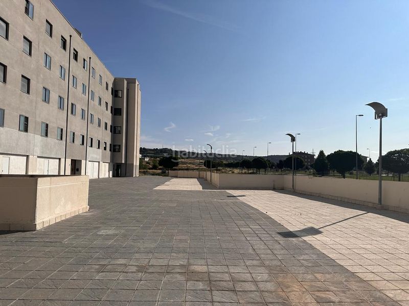 Foto 9c3d9784-7079-4e6f-9e04-7ec4b4597b70. Aparcament cotxe a Universidad Ávila