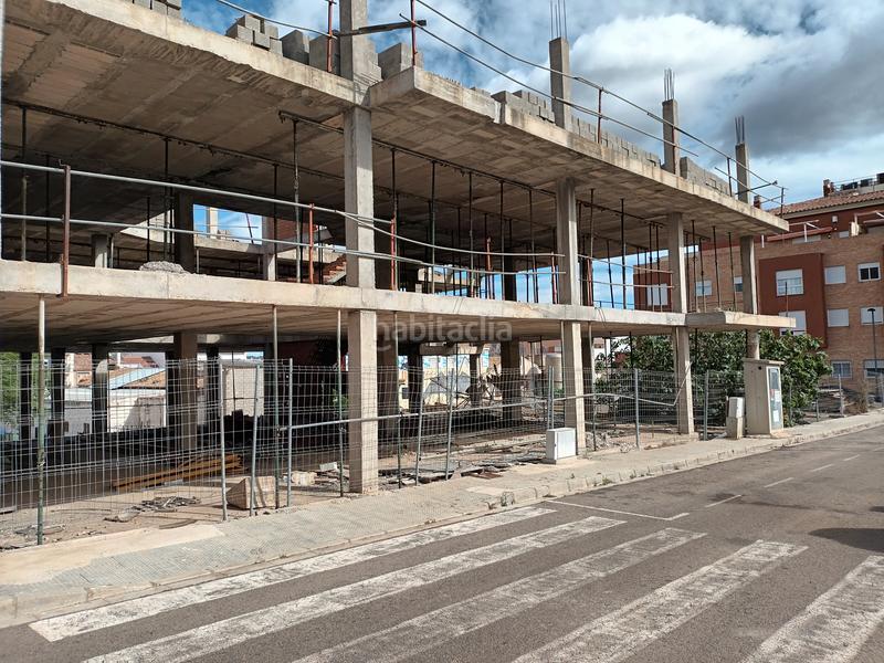 Foto f81d3d43-6867-4d29-9477-997d7735d05c. Edificio in Montroi / Montroy