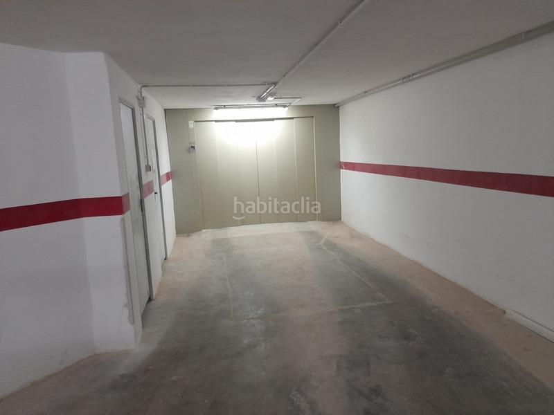 Foto 7a04c669-2f4c-40ea-b786-1e8b3afbf7a2. Parking voiture dans Papa Luna - Platja del Gurugú Benicarló