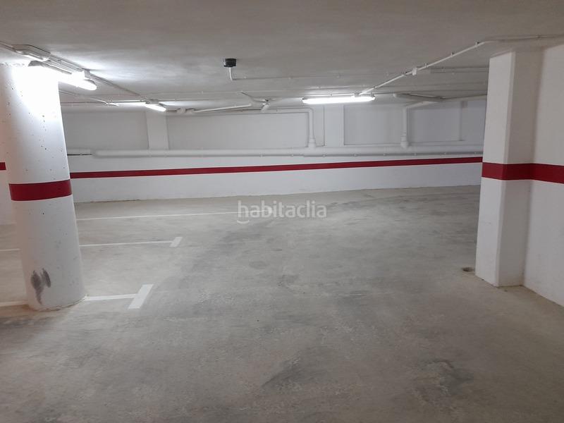 Foto daccbf2c-fb6e-4e23-b422-0f673d3403b2. Parking voiture dans Papa Luna - Platja del Gurugú Benicarló