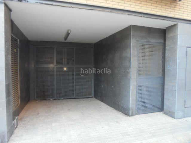 Foto 969de559-c6a1-4116-8ea7-58e0e7b8618a. Parking coche en Sant Vicenç de Castellet