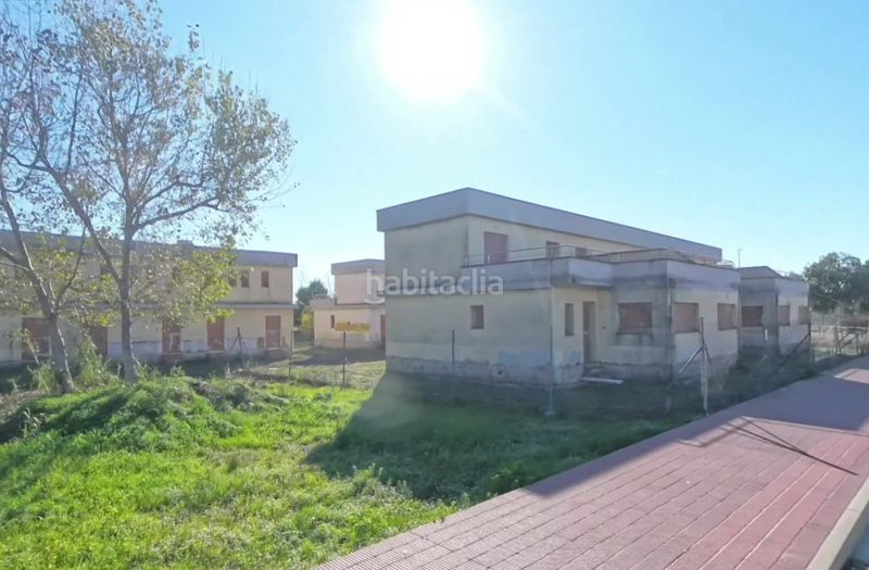 Foto dc67a127-9f1a-4c6a-bd8e-29e0b95cb90b. Casa a Deltebre